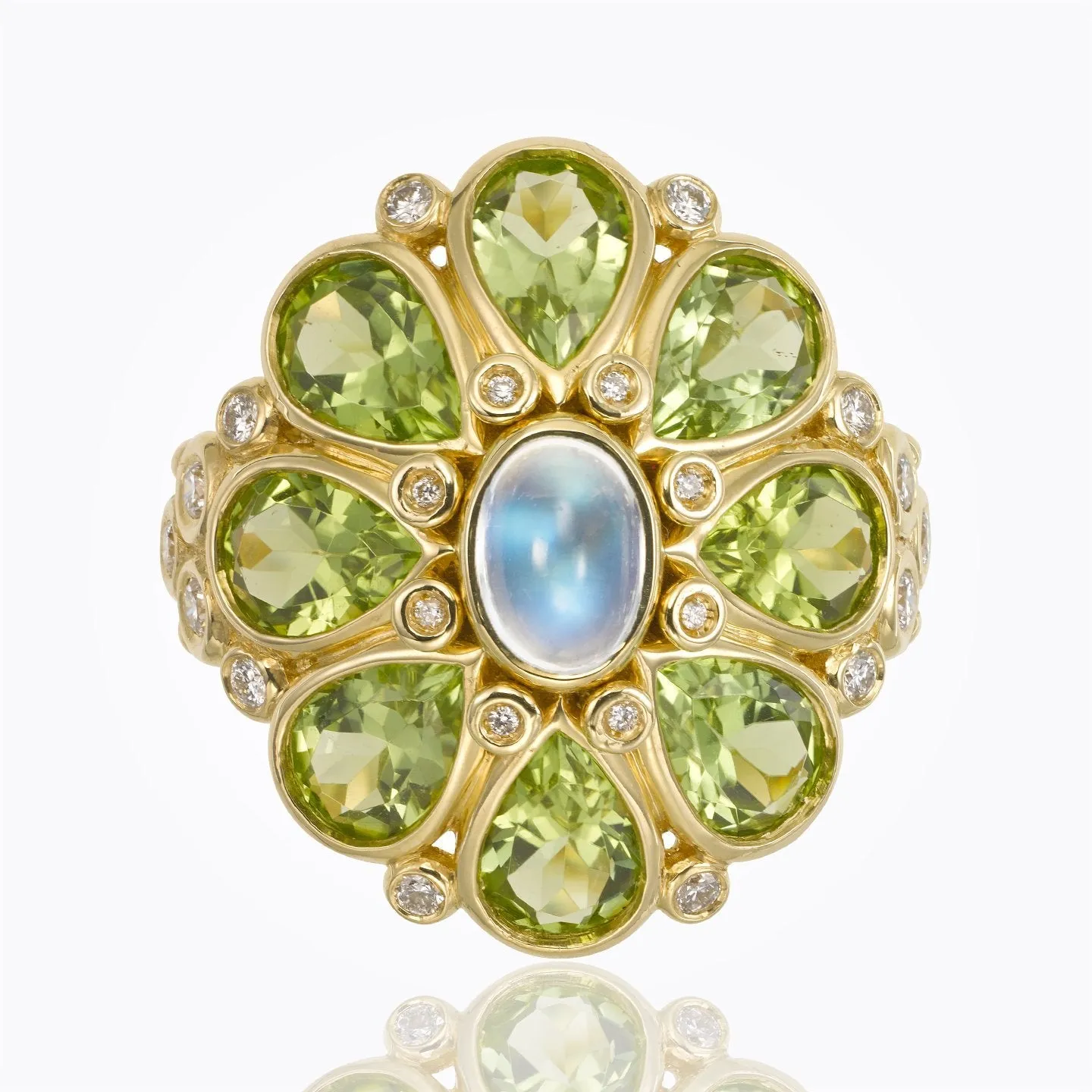 18K Blossom Ring