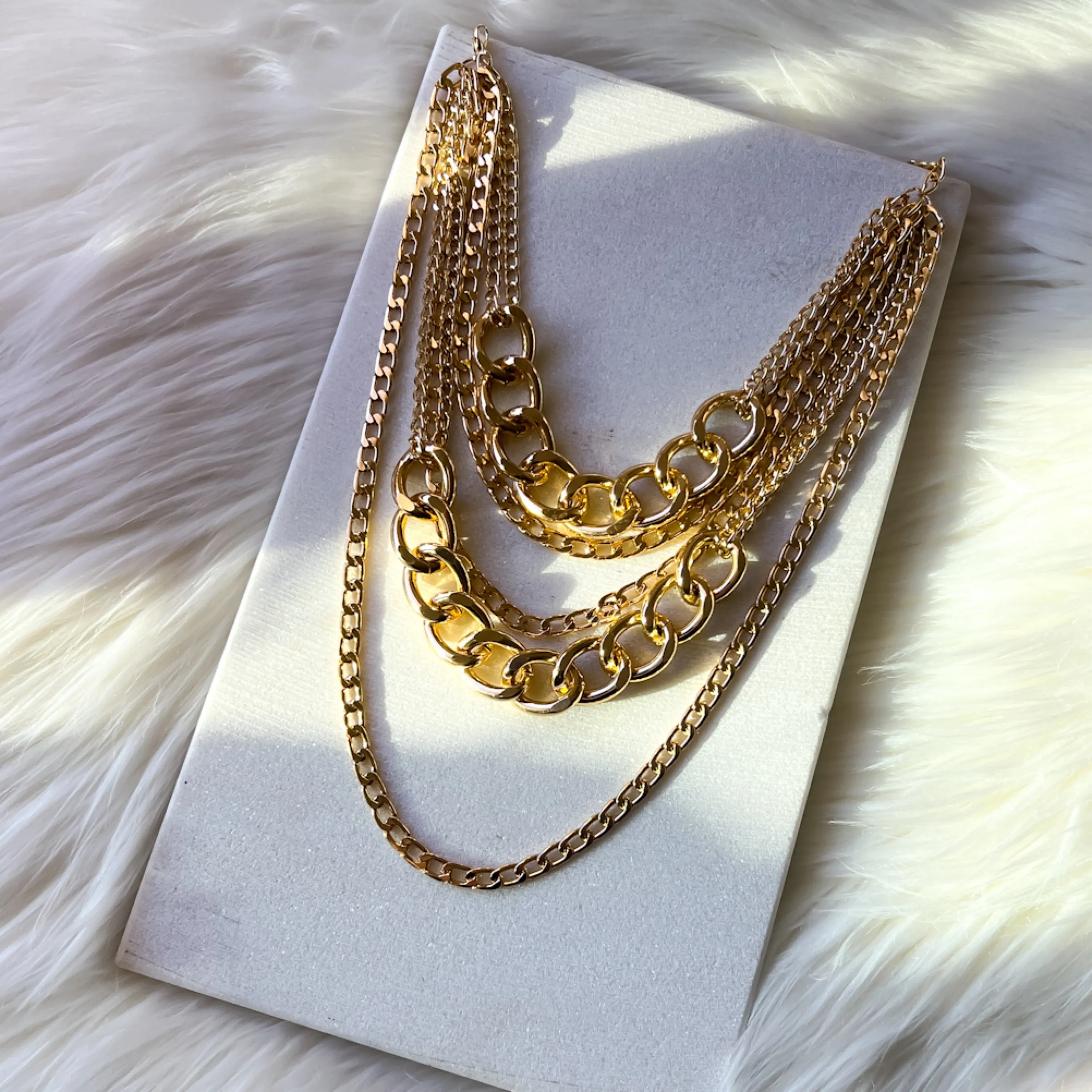 Chévere Layered Chain Necklace