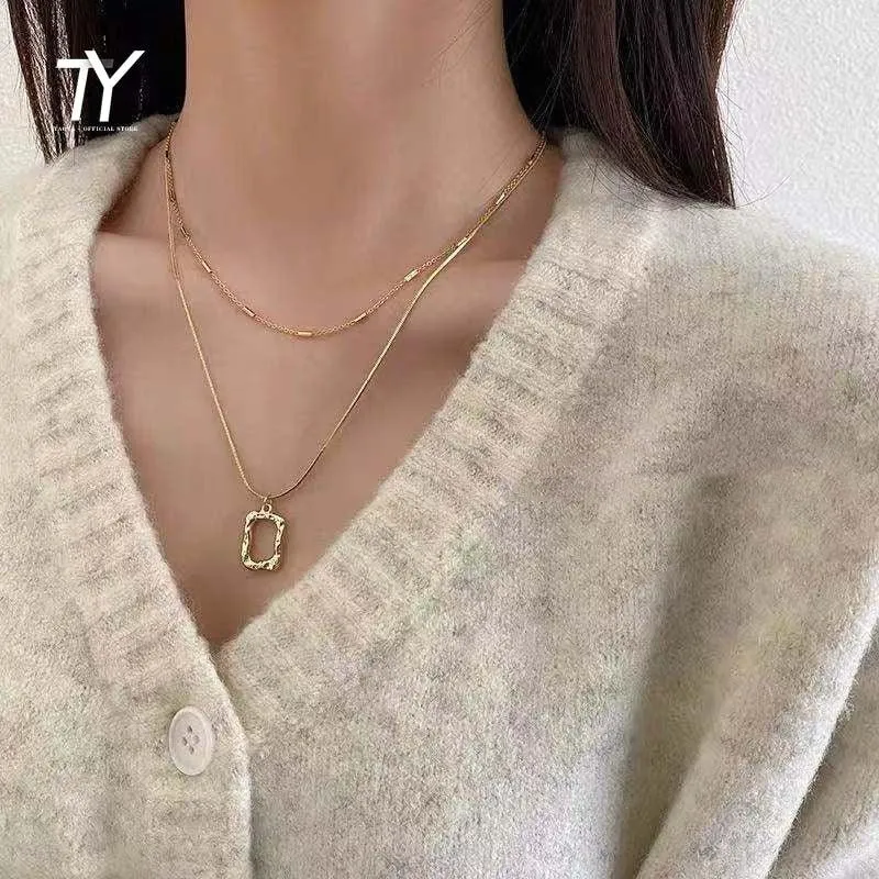 Double Layer Geometric Pendant Necklace