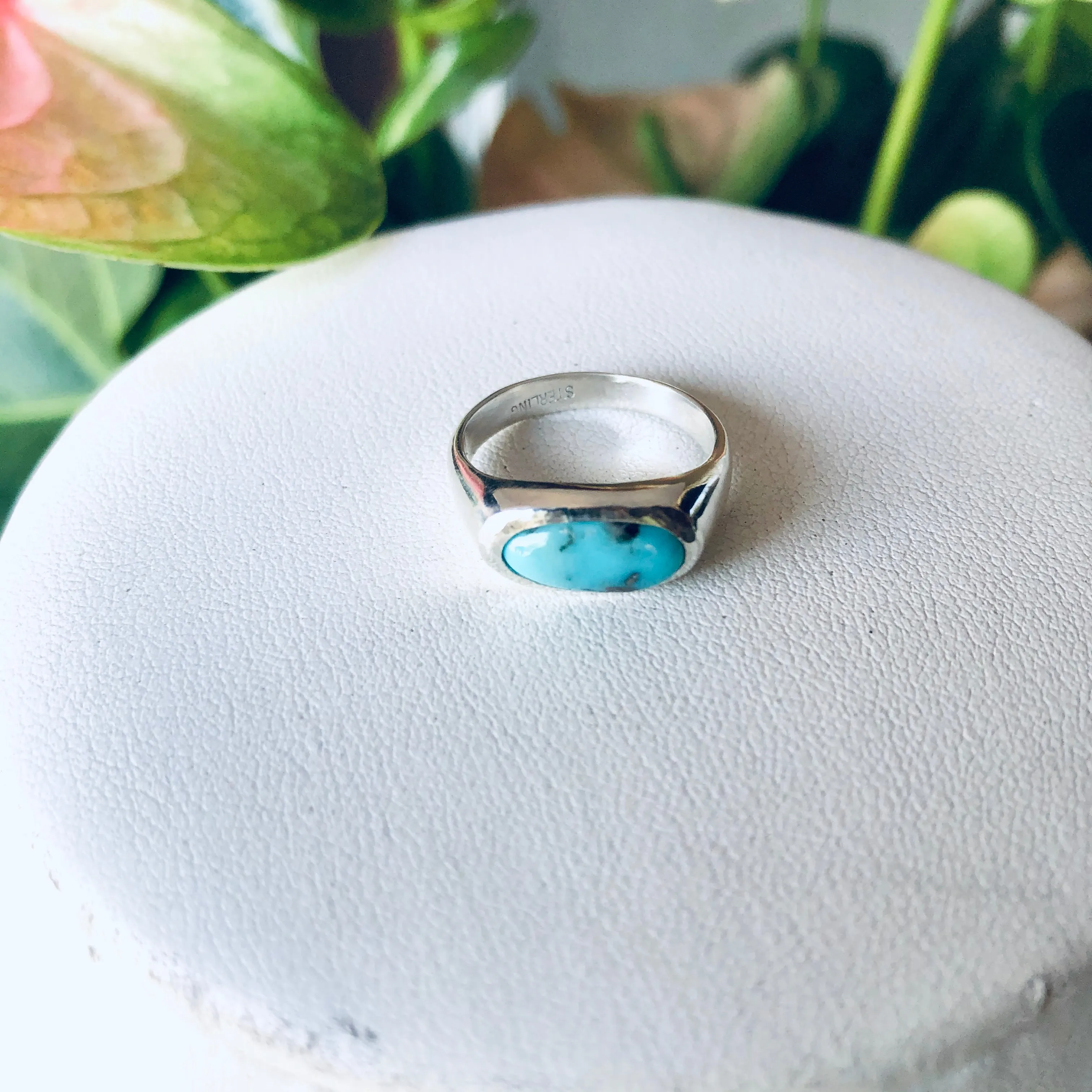 Oblong turquoise ring