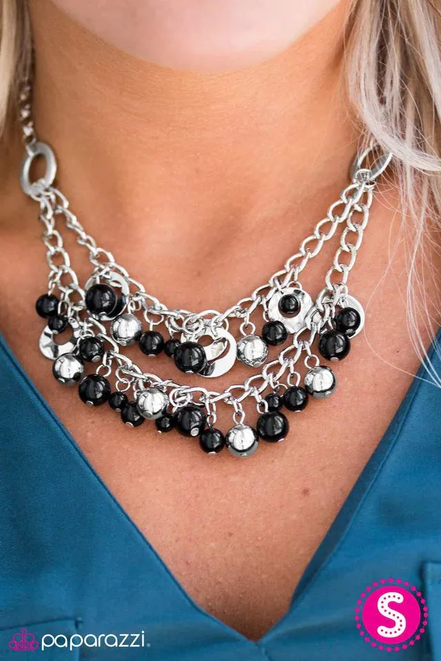 Paparazzi Necklace ~ The Matchmaker - Black