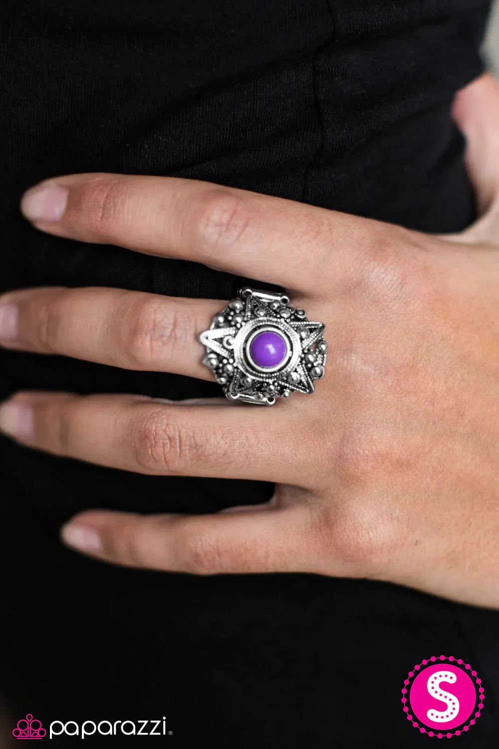 Paparazzi Ring ~ Megastar - Purple