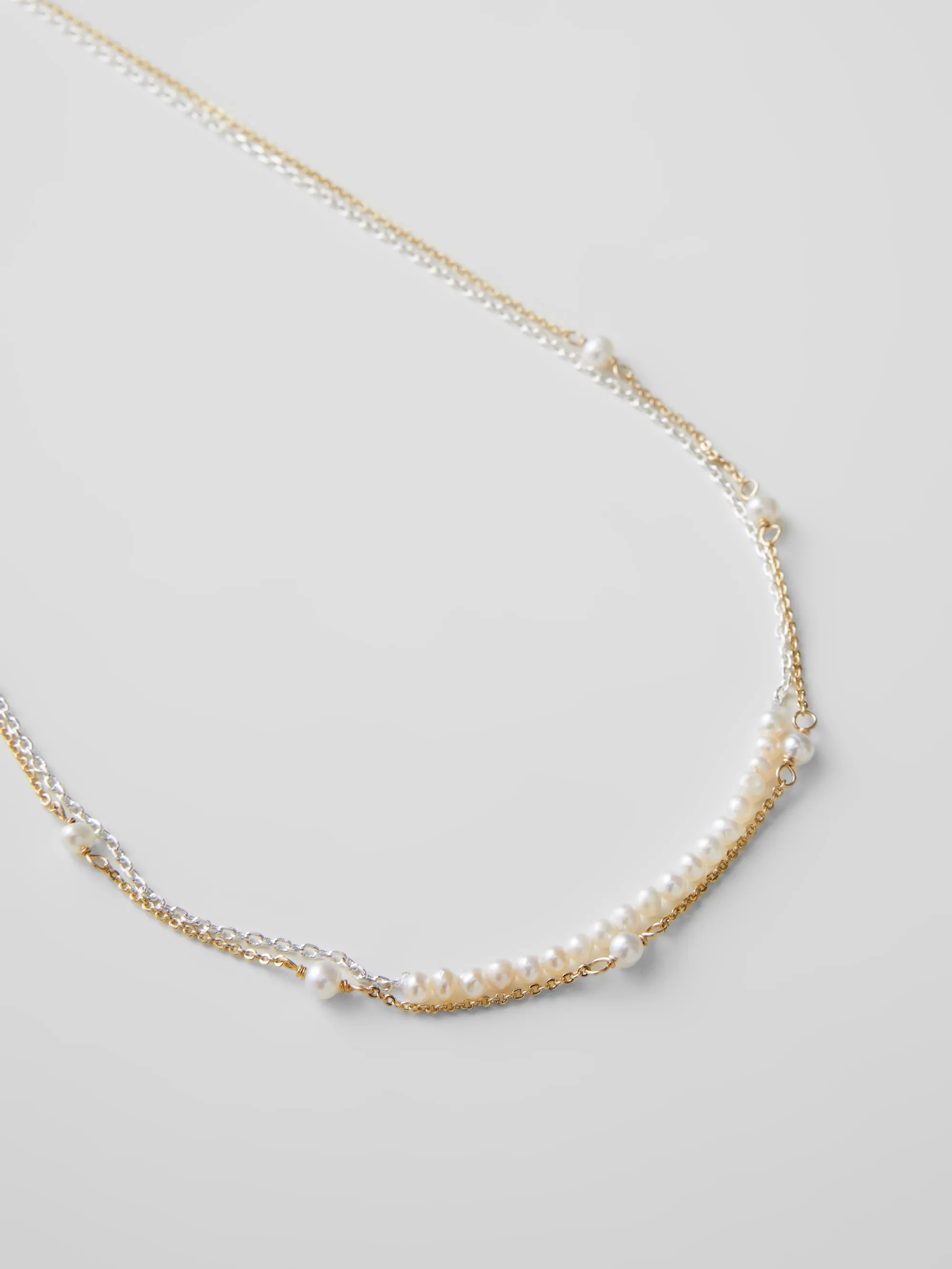 Pearl & Chain Delicate Necklace