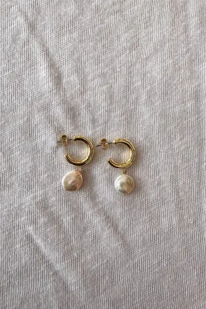 Pearl Loop Earring