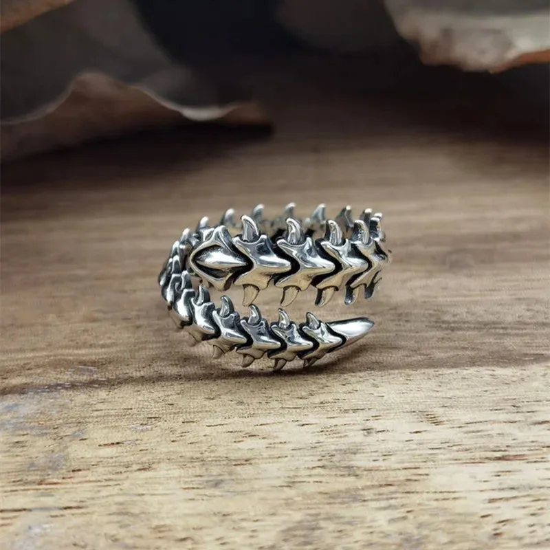 Retro Gothic Keel Spine Rings for Women Men Hip Hop  Hyperbole Centipede Jewelry Gifts Trendy Ring Adjustable Anillo