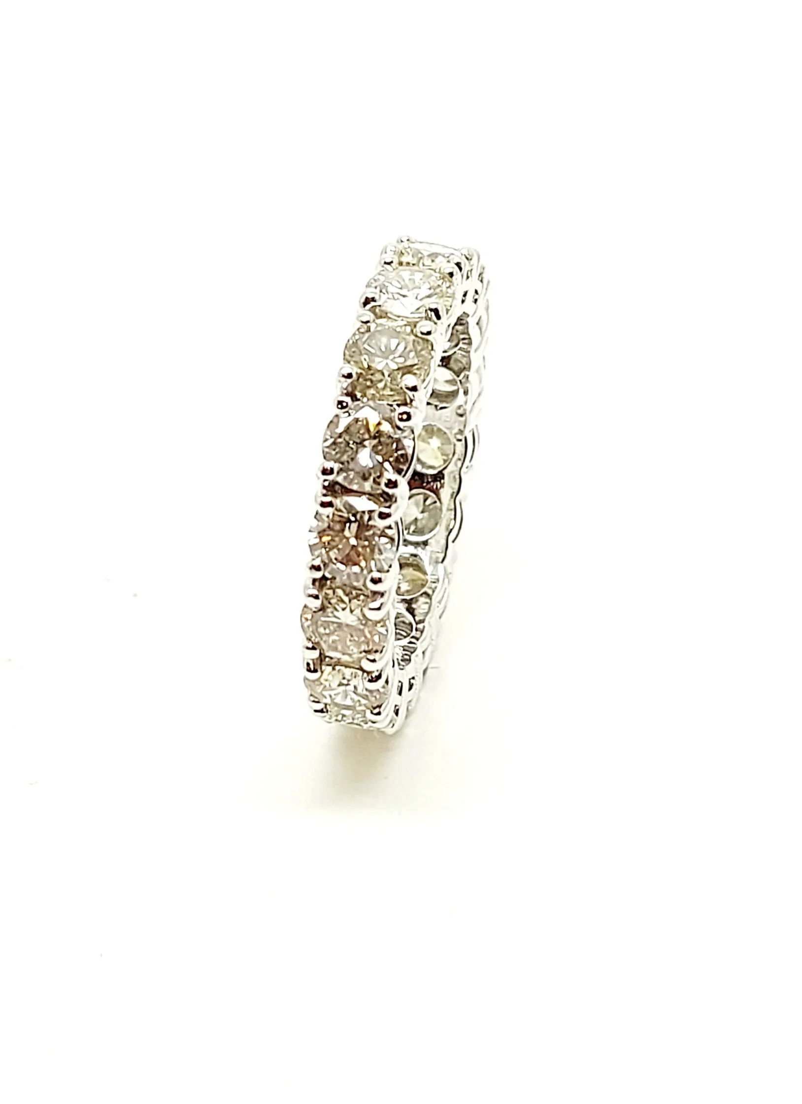 Trendy, Diamond Eternity Band 5.00 cts