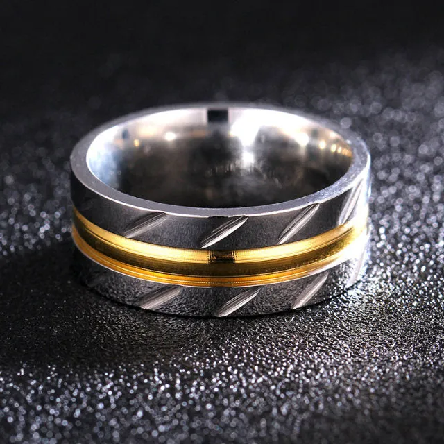 Triangular Pattern Ring