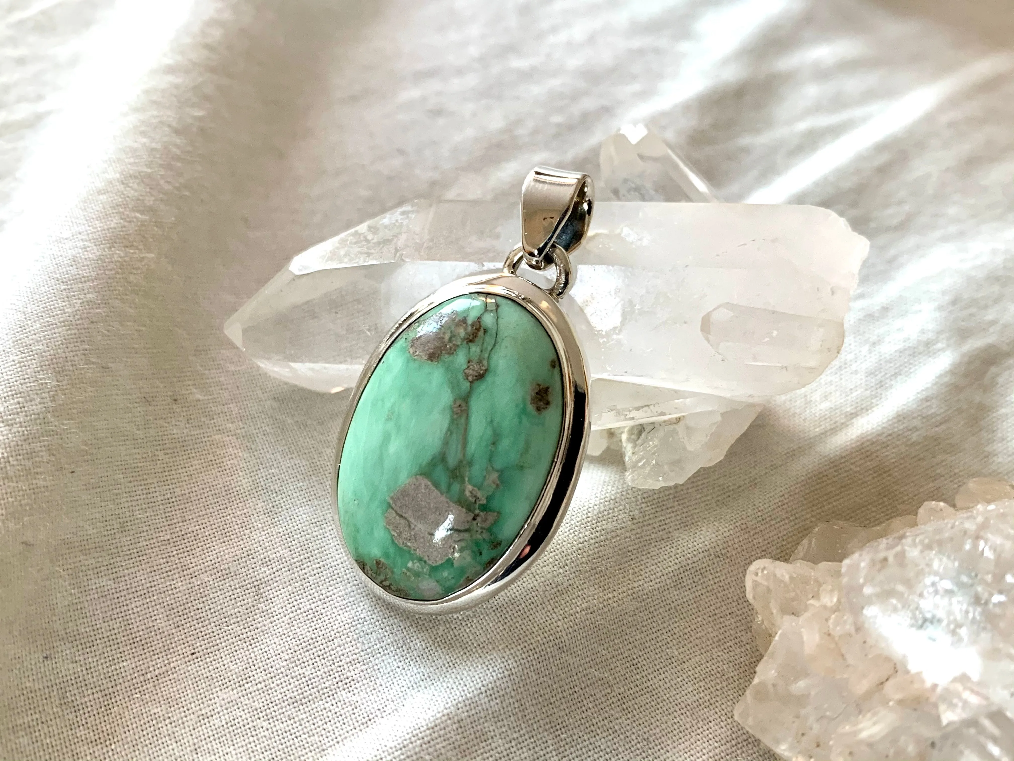 Variscite Ari Pendant - Medium Oval C